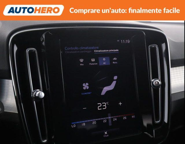 VOLVO XC40 T3 Momentum