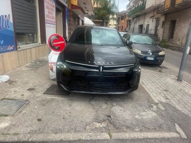 Lancia Ypsilon Hybrid e-DCT Edizione Cassina