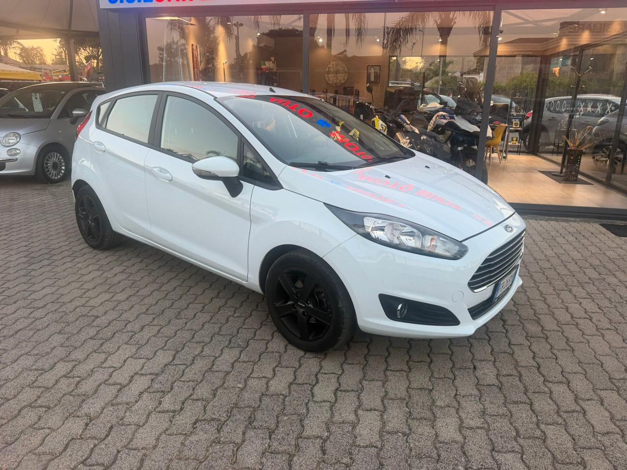Ford Fiesta 1.5 TDCi 75CV 5 porte Black & White Edition, CON SOLI KM77.000