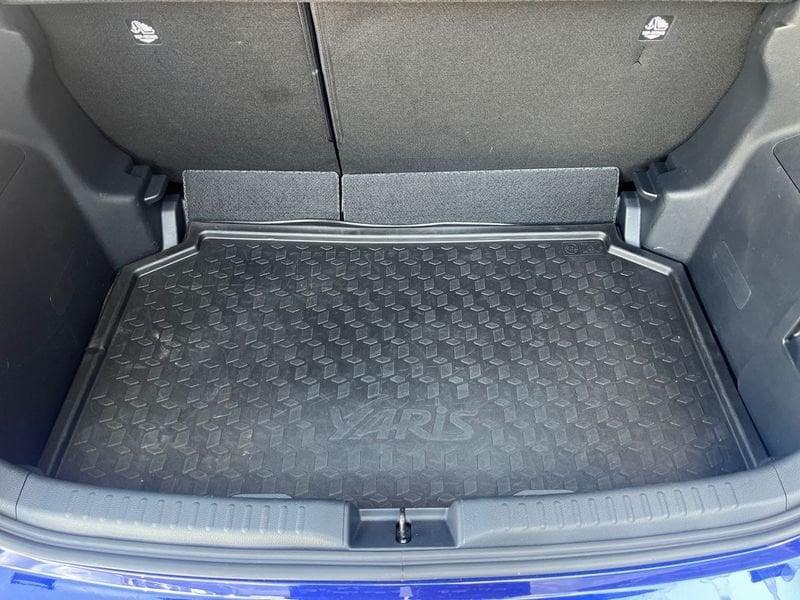 Toyota Yaris Yaris 1.5h Lounge
