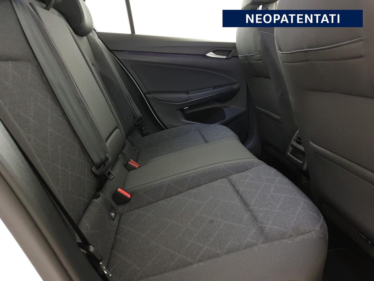 Volkswagen Golf 2.0 tdi life 115cv dsg