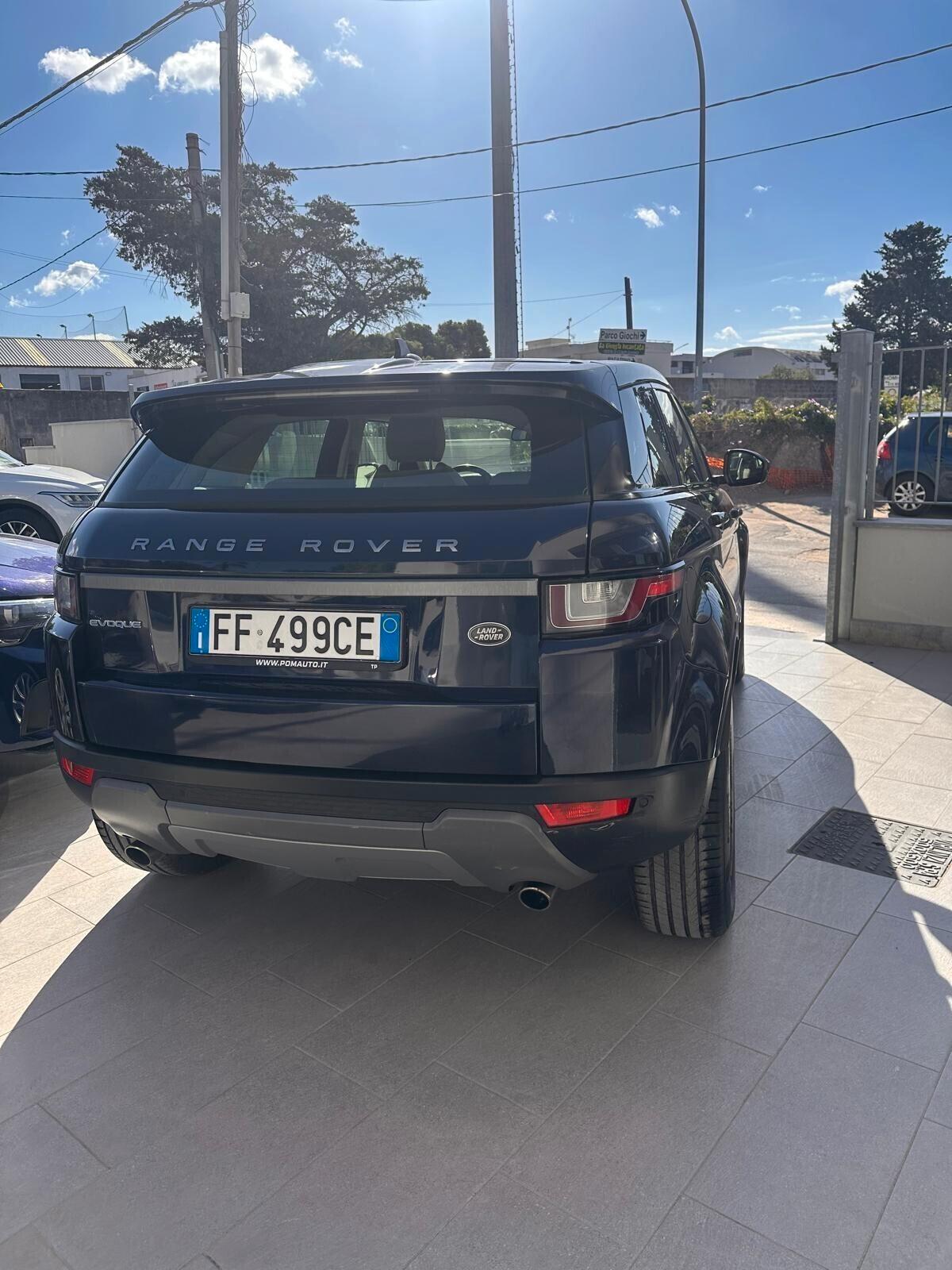 Land Rover Range Evoque 2.0 TD4 150 CV 5p. Pure