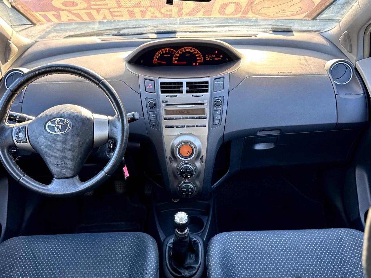 Toyota Yaris 1.0 Benzina 69cv 2010 90.000km