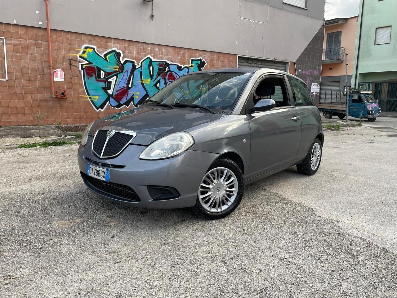 Lancia Ypsilon 1.2 GPL Argento IN OTTIME CONDIZIONI
