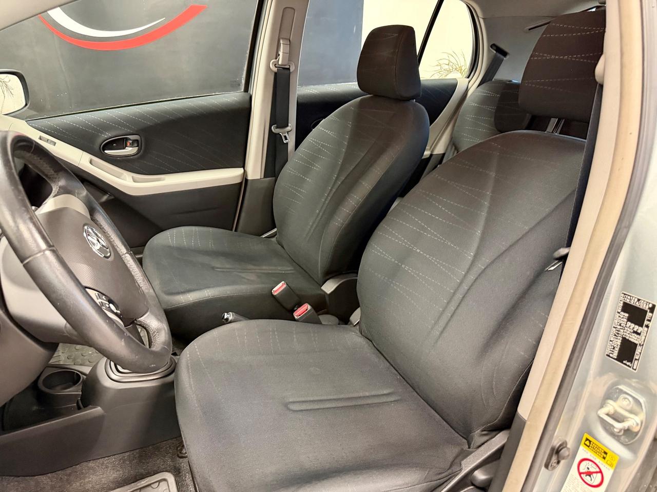 Toyota Yaris 1.4 D-4D 5 porte Navi