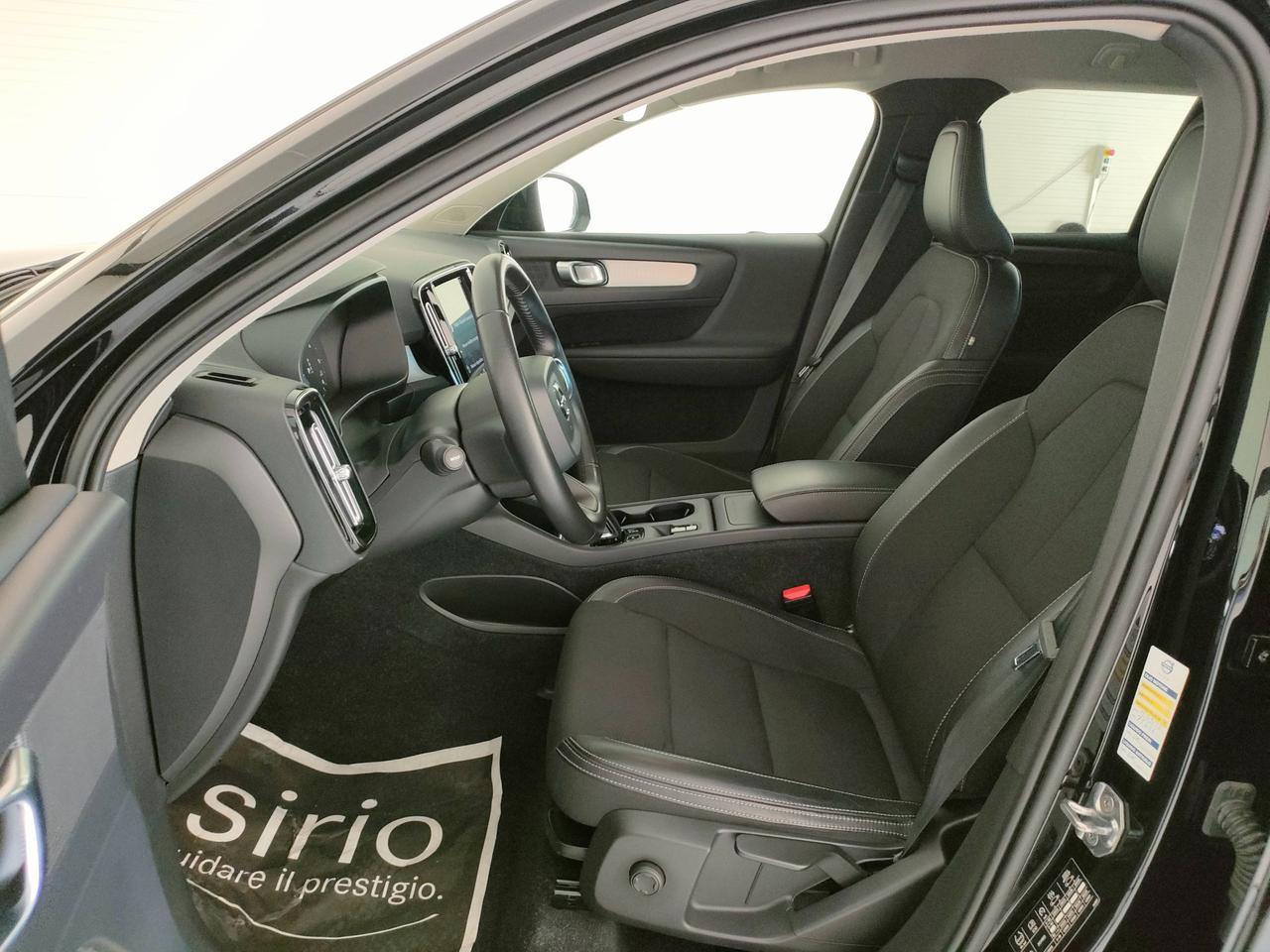 VOLVO XC40 - XC40 2.0 d3 Momentum geartronic my20