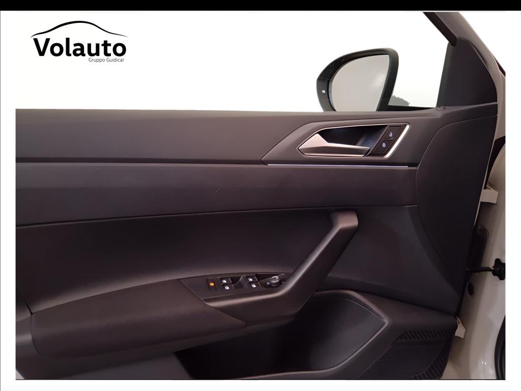 VOLKSWAGEN Taigo - Taigo 1.0 tsi R-Line 110cv