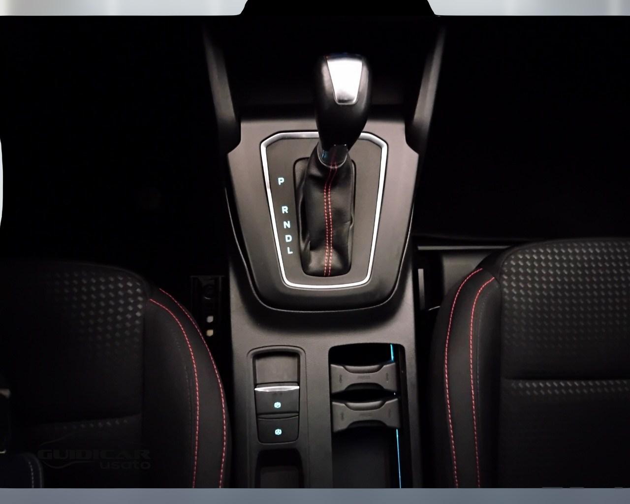 FORD Focus V 2022 - Focus 1.0t ecoboost h ST-Line 155cv powershift