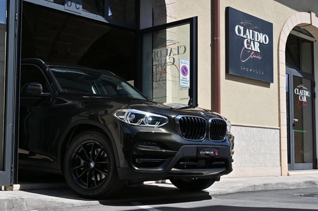 Bmw X3 xDrive20D Advantage FULL Led
