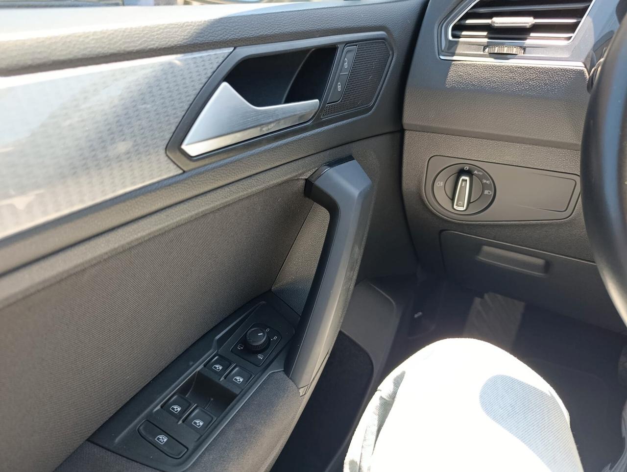 Volkswagen Tiguan 2.0 TDI 150 CV SCR DSG Elegance