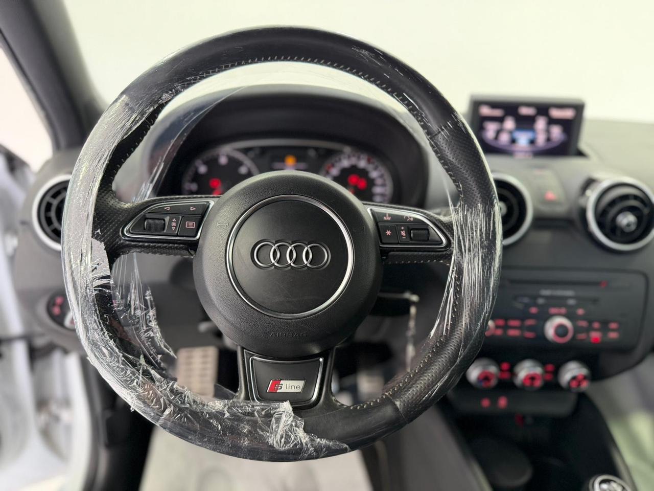 Audi A1 SPB 1.6 TDI -S LINE-GARANTITA-2014