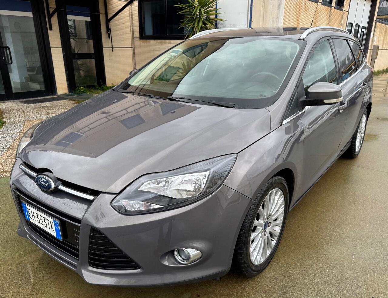 Ford Focus 1.6 TDCi 115CV SW Titanium -76.000 KM-