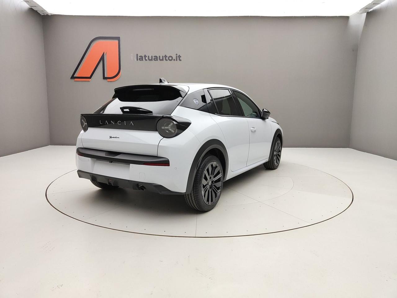 LANCIA Ypsilon IV 2024 1.2 HYBRID 110CV HF LINE