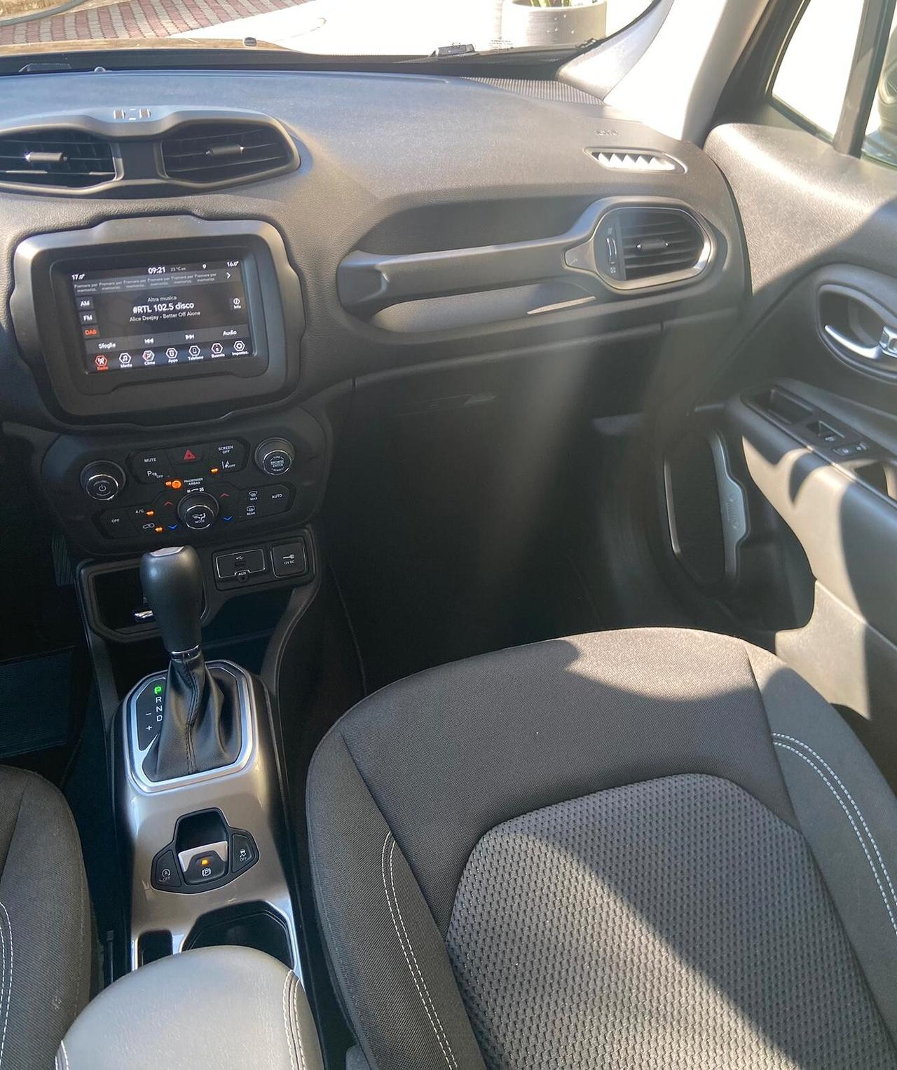 Jeep Renegade 1.6 Multijet LIMITED 2wd 120cv (88kw) Automatica