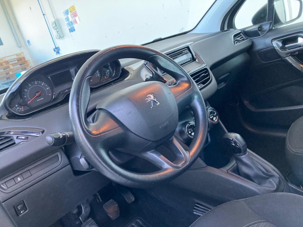 Peugeot 208 1.0 VTi 68 CV 3 porte Access per neopatentati