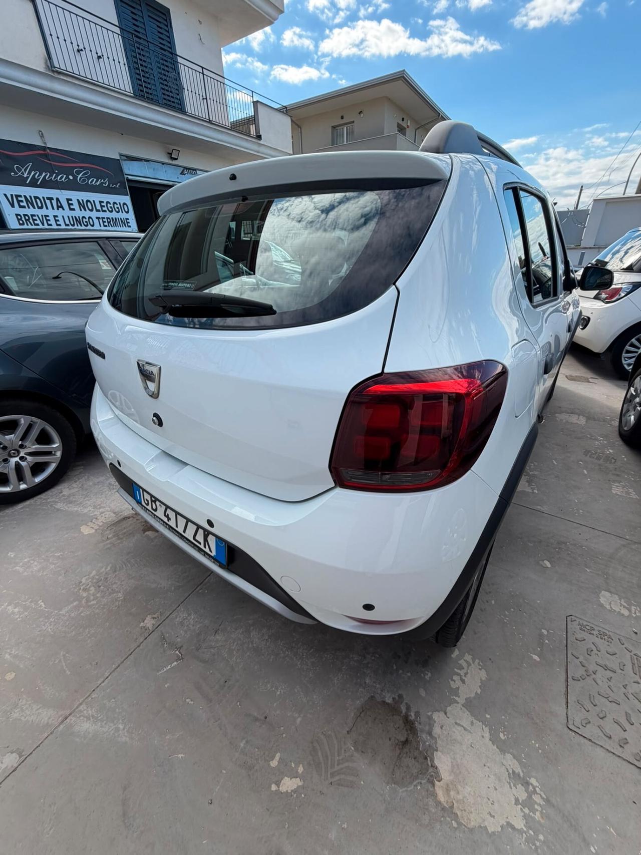 Dacia Sandero Stepway 1.0 TCe 100CV ECO-G 15th Anniversary