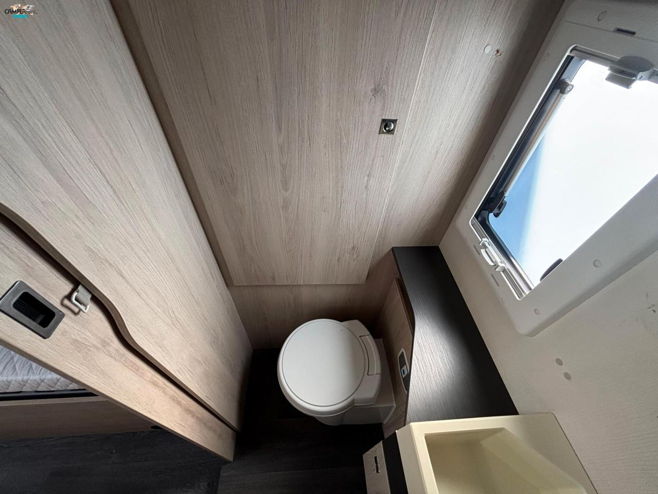 Challenger GENESIS 357 SPECIAL EDITION - LETTI GEMELLI IN CODA