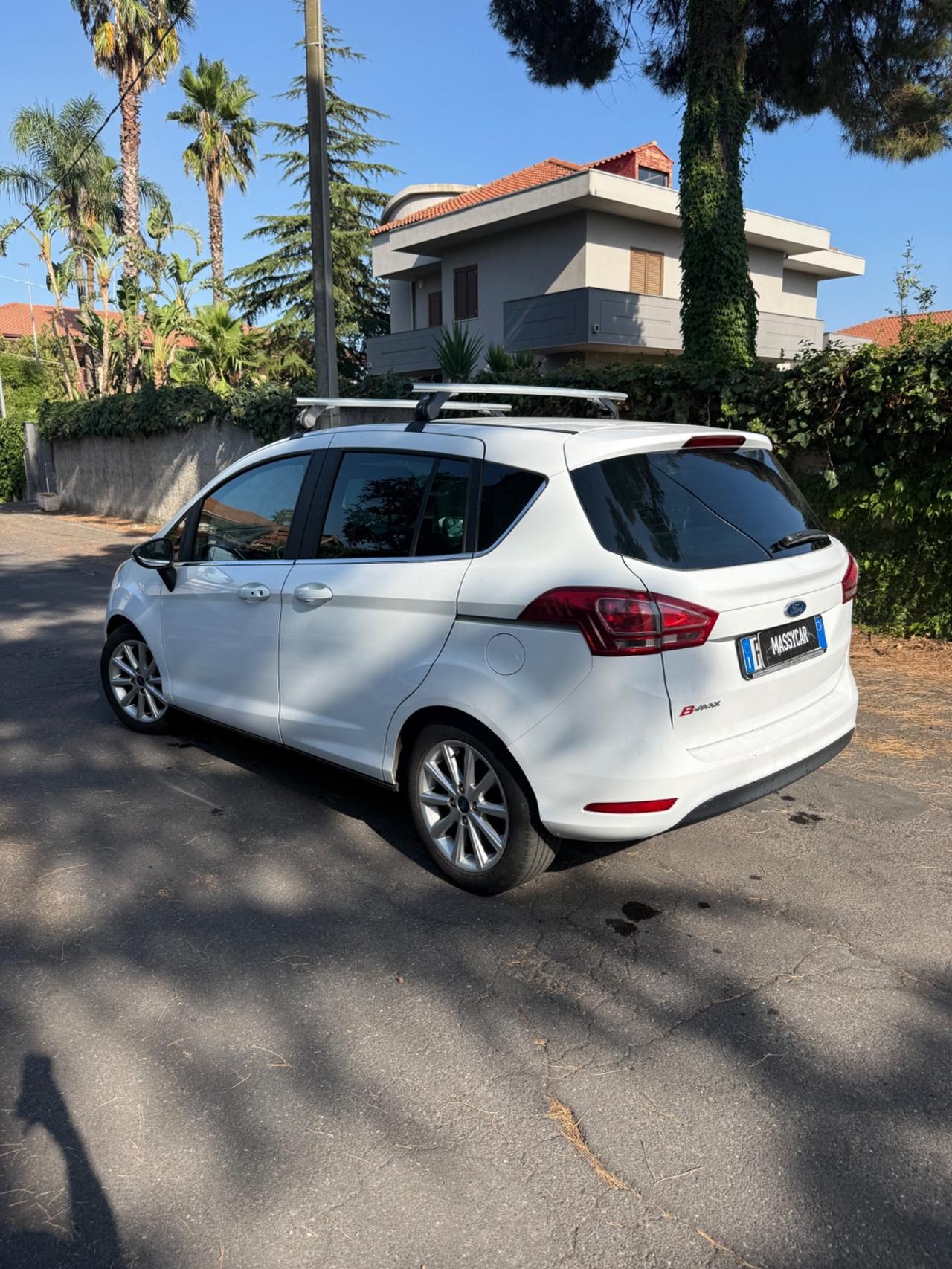 Ford B-Max 1.5 TDCi 75 CV Titanium