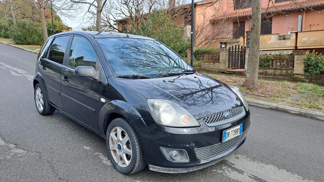 Ford Fiesta 1.4 TDCi 5p. Ghia