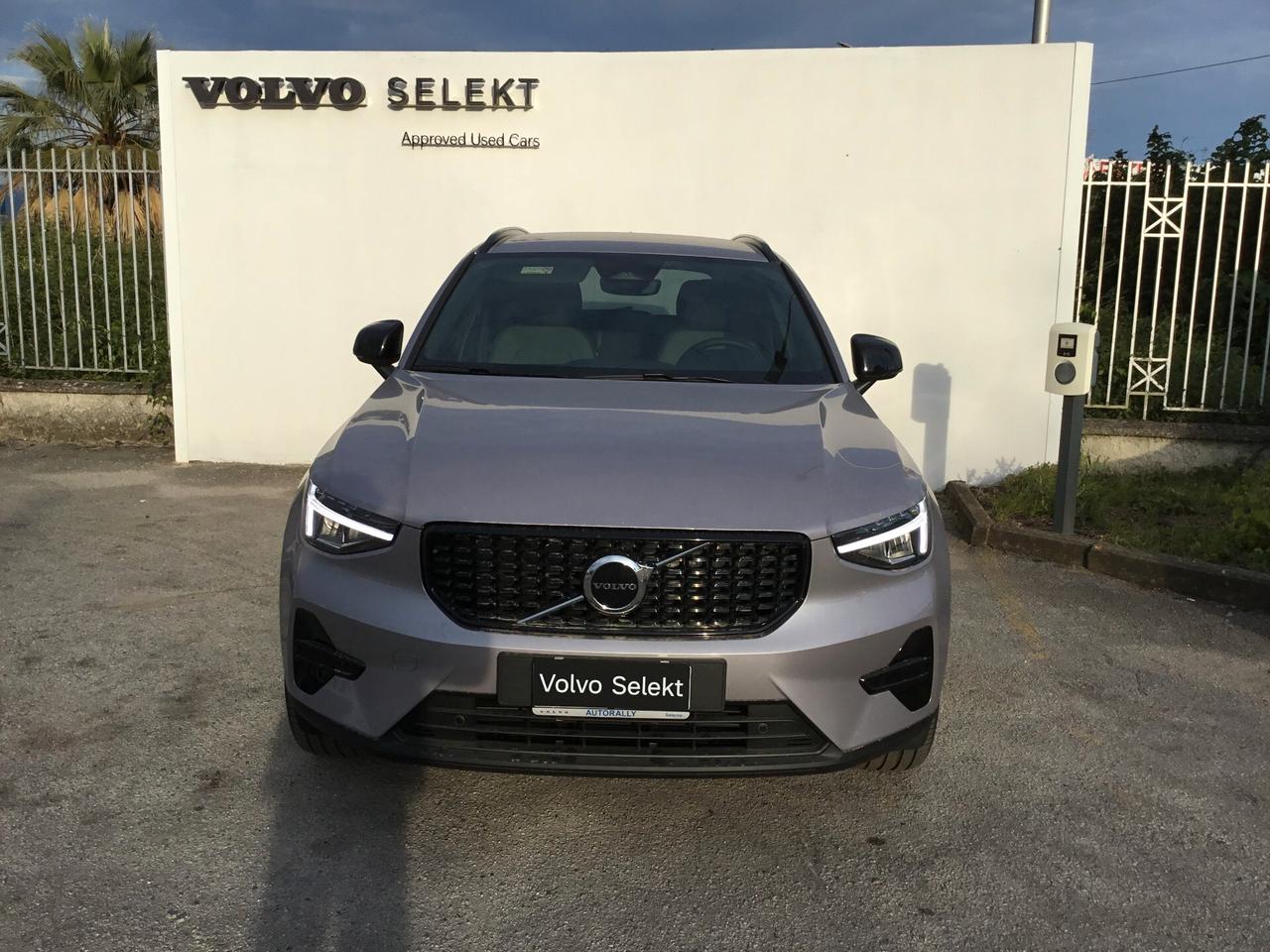Volvo XC40 B3 Aut. Plus Dark
