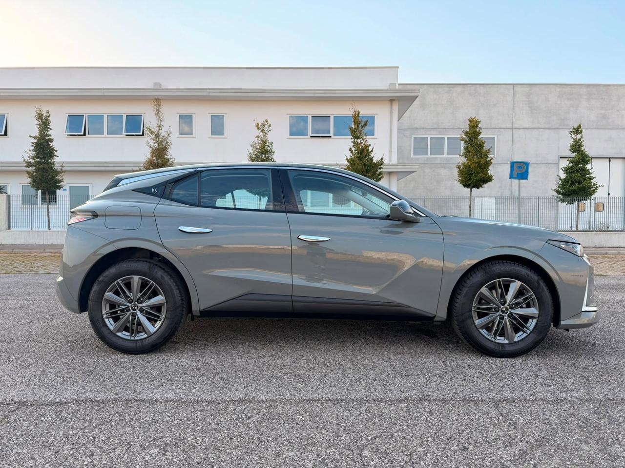 DS4 CrossBack BlueHDi 130 aut. Business