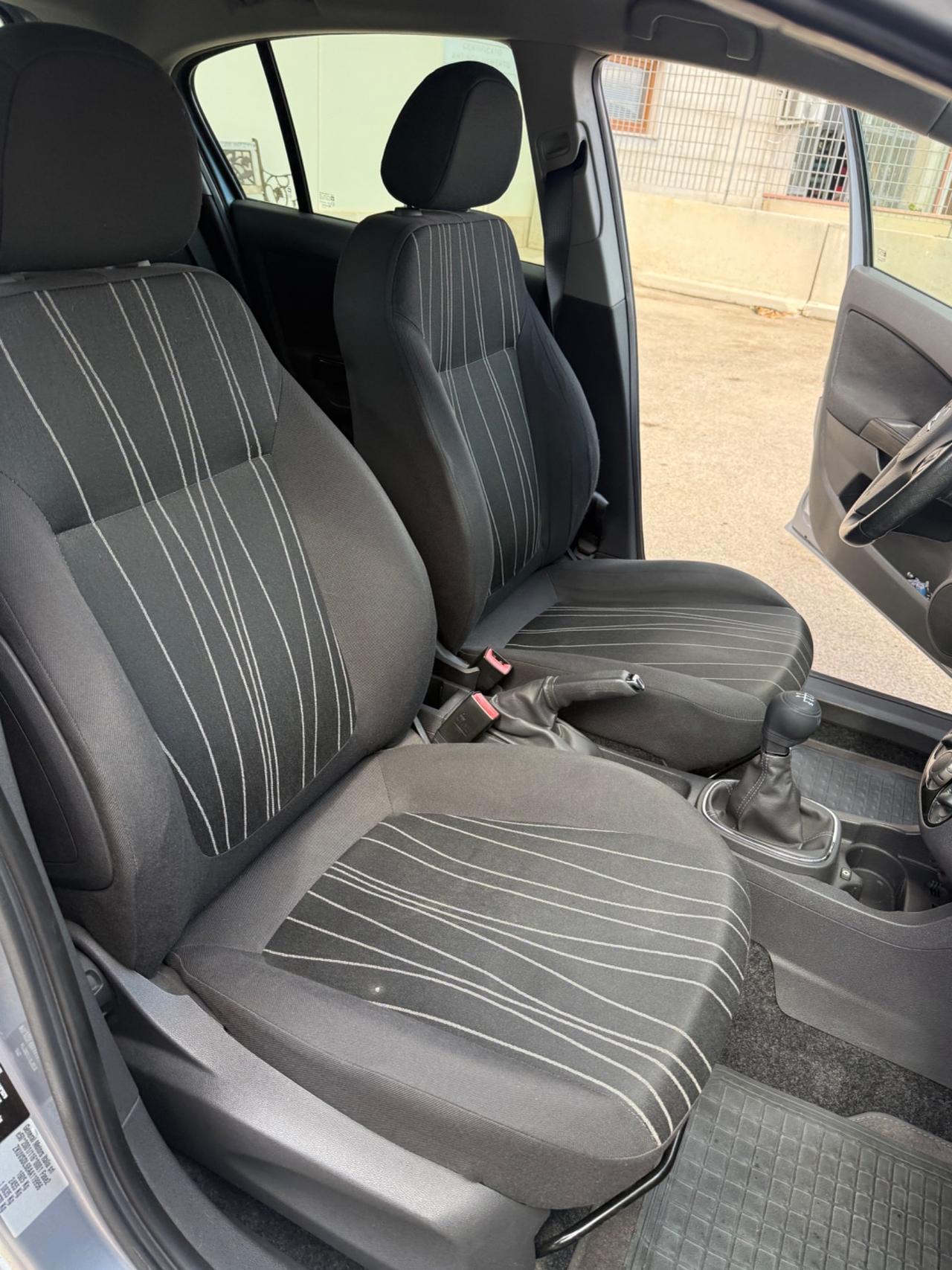 Opel Corsa 1.2 80CV 5 porte GPL-TECH Edition