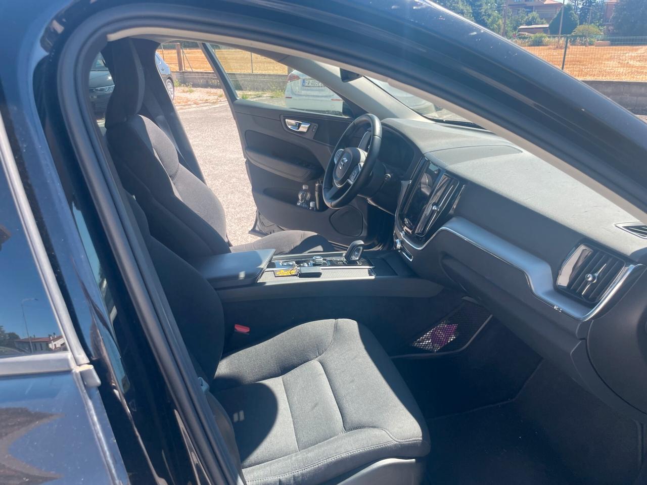 Volvo XC 60 B5 (d) AWD Geartronic Momentum