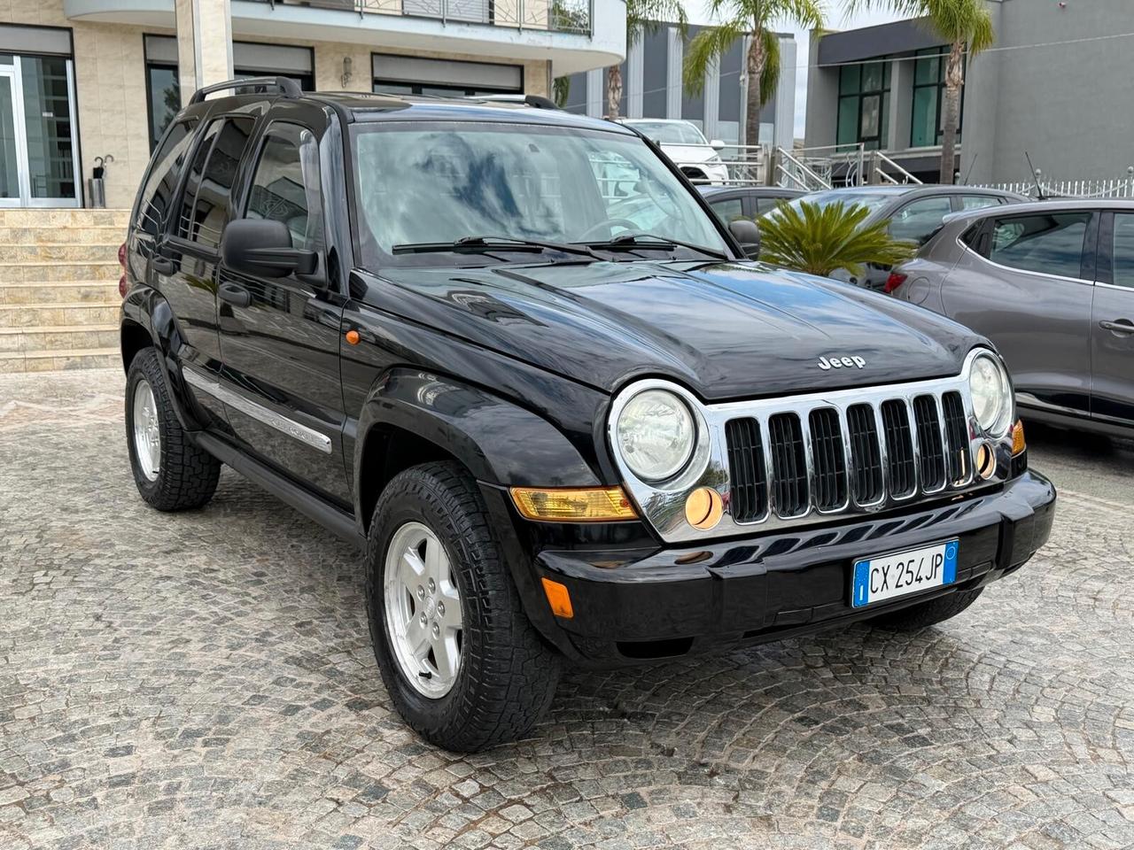 Jeep Cherokee 2.8 CRD 163Cv Limited - gancio traino