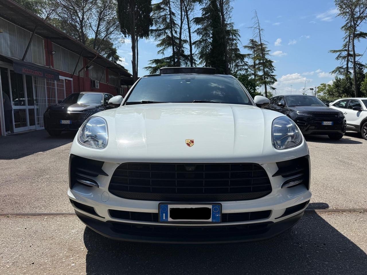 Porsche Macan 2.0 245cv TETTUCCIO KAMERA LED PELLE NAVIGATORE FULL OPTIONAL