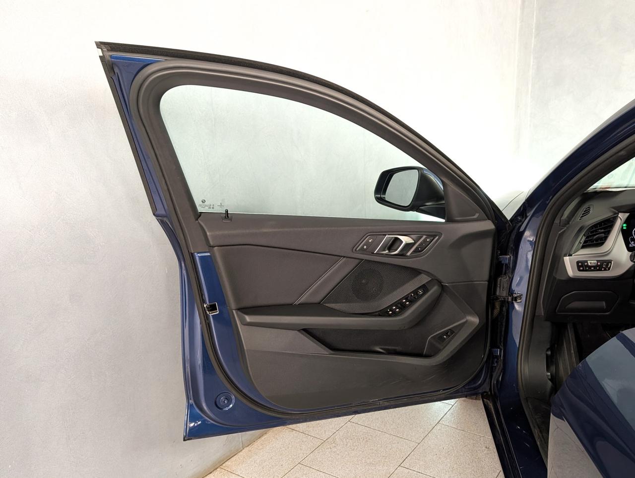 Bmw 118d Automatic Business Advantage