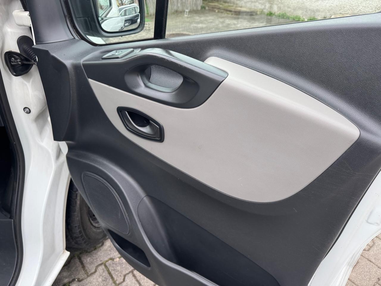 Renault Trafic T27 1.6 dCi 115CV Furgone 3 posti