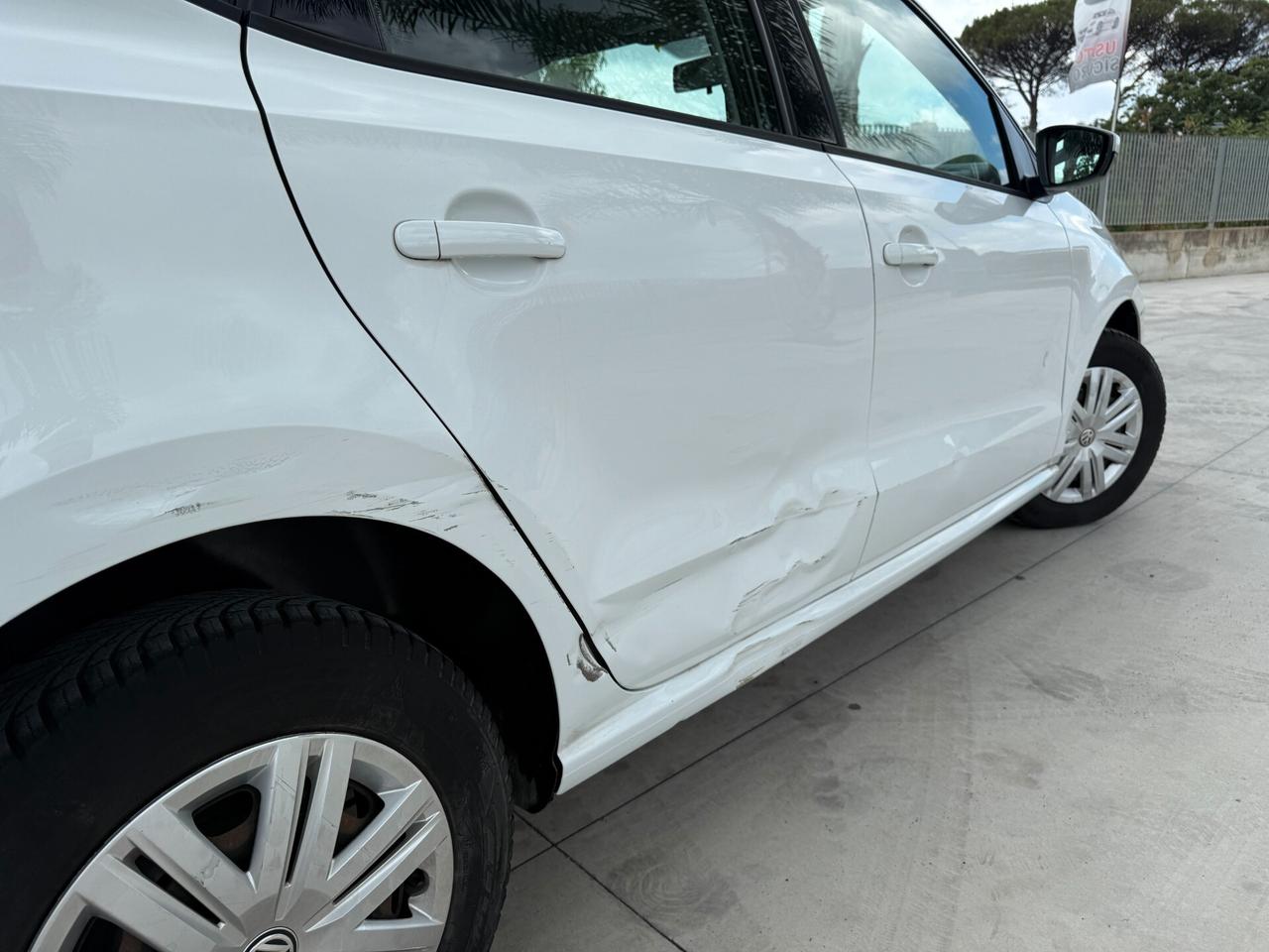 VOLKSWAGEN POLO ANNO 2015 1.0 BENZINA 60 CV