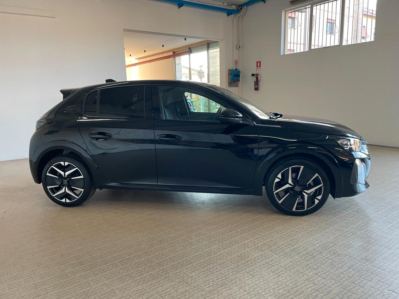 Peugeot 208 Hybrid 145 e-DCS6 GT Km0