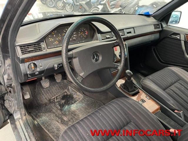 MERCEDES-BENZ 200 E cat W 124 FASCIONATA DA COLLEZIONE