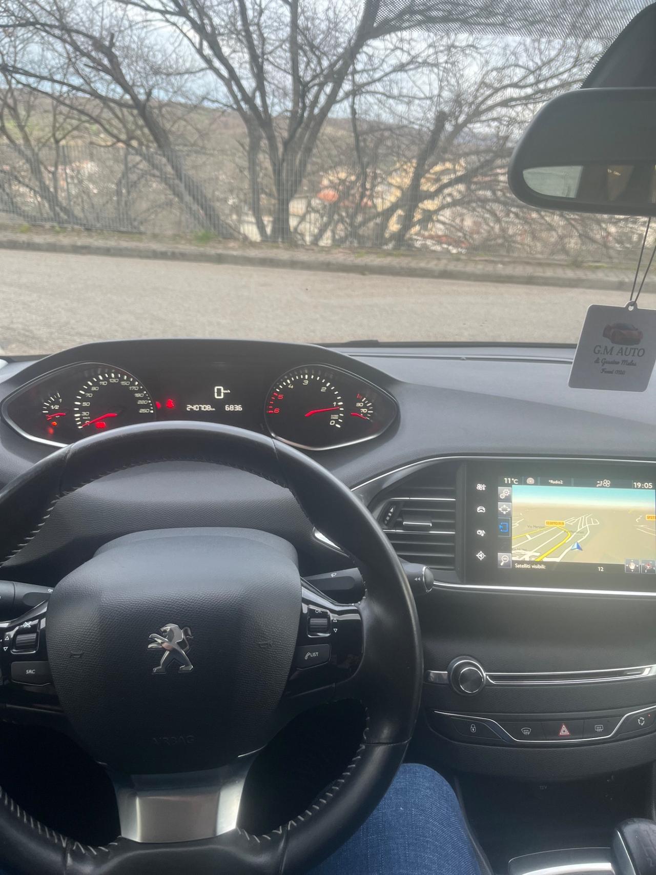 Peugeot 308 1.6 HDi 92 CV Business