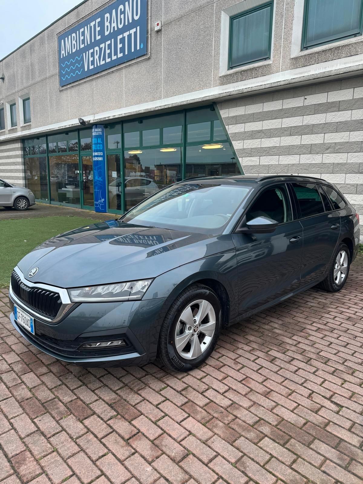 Skoda Octavia 2.0 TDI EVO SCR DSG Wagon Sportline