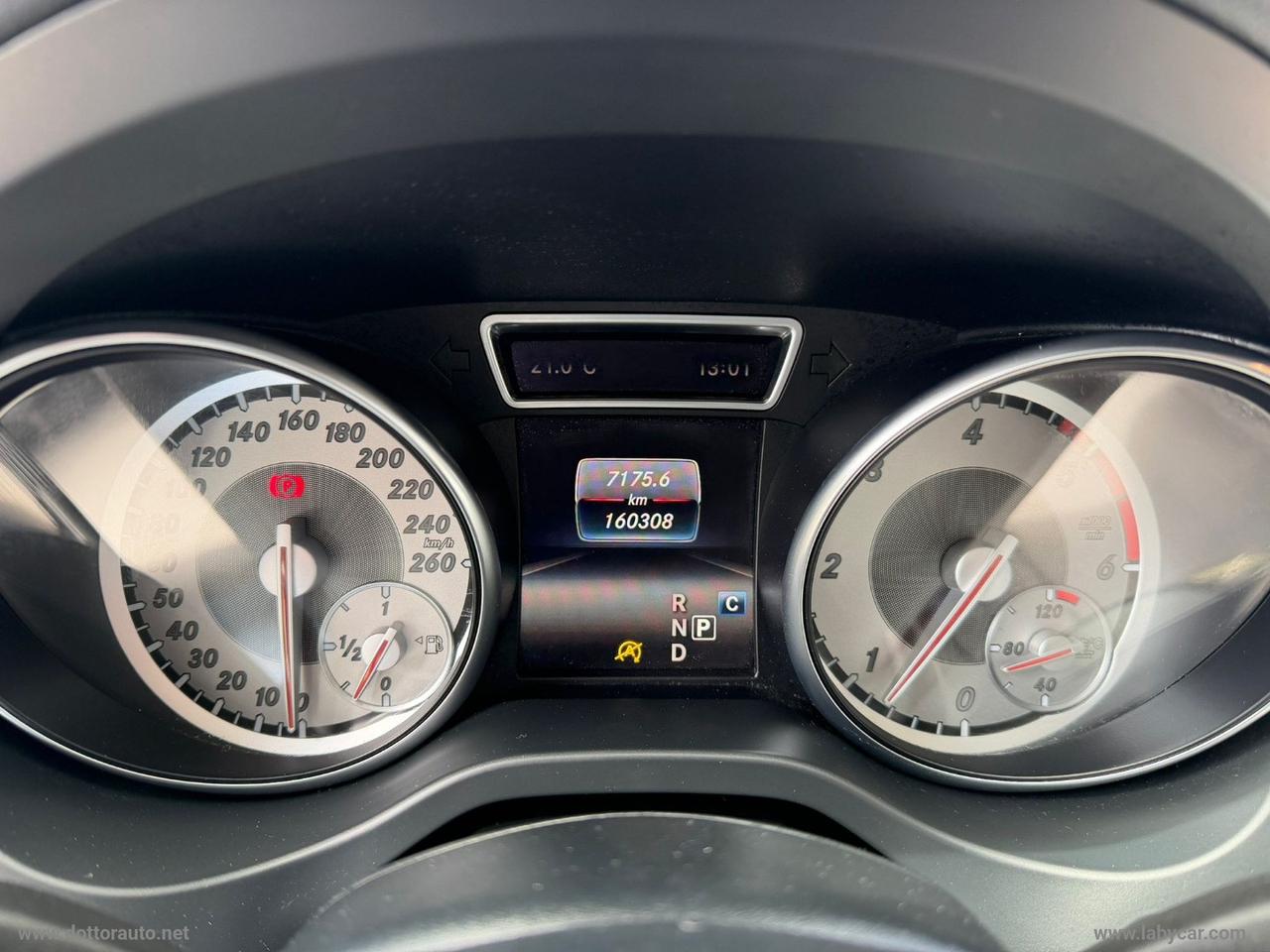 MERCEDES-BENZ GLA 200 d Automatic 4Matic Premium