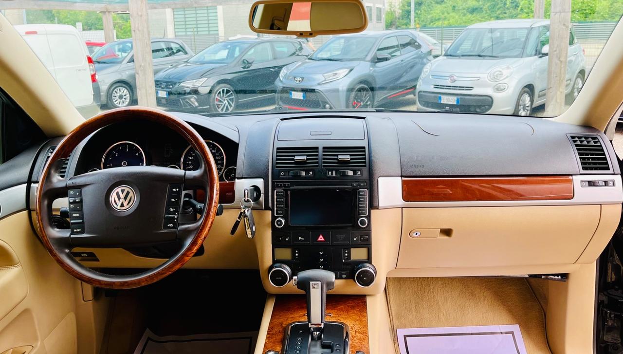 Volkswagen Touareg 3.0 TDI V6 240cv Executive