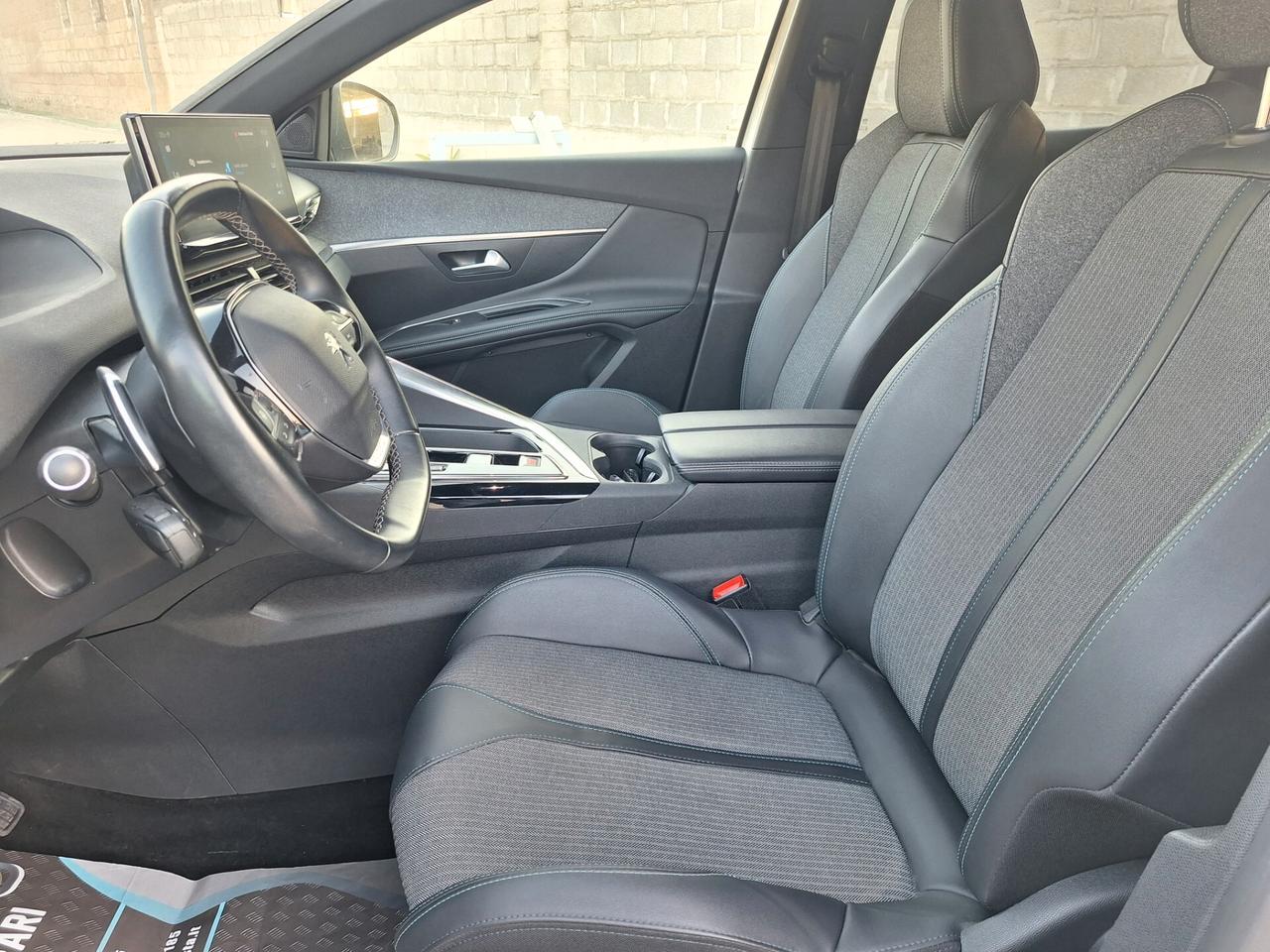 Peugeot 3008 BlueHDi 130 S&S EAT8 Allure Pack Nav Retrocam 09/2023