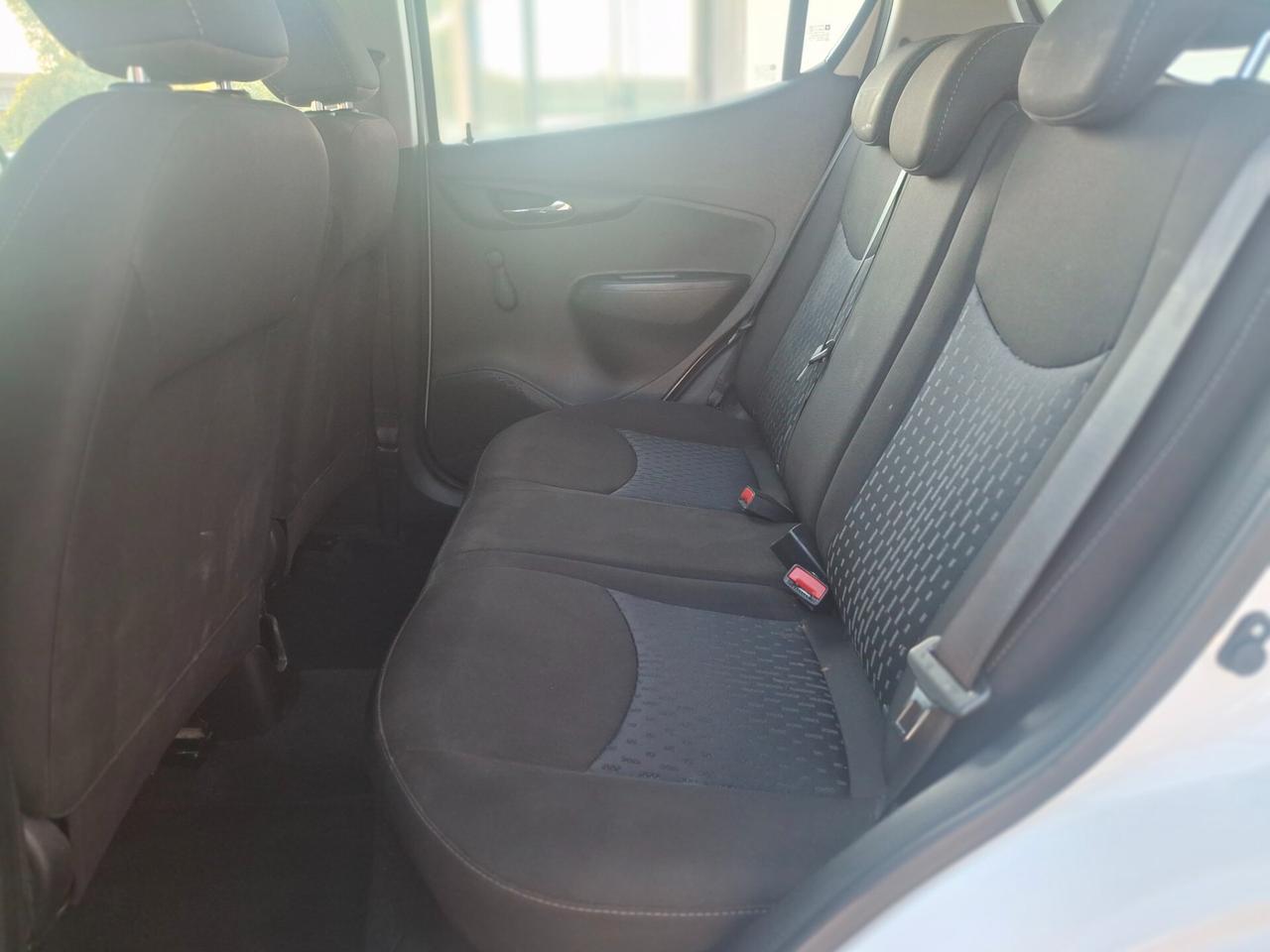 Opel Karl Rocks 1.0 GPL