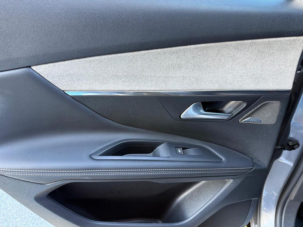 Peugeot 3008 GT 1.5 Blue HDI 130 #7443