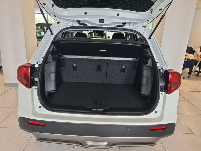 Suzuki Vitara 1.4 Hybrid Top