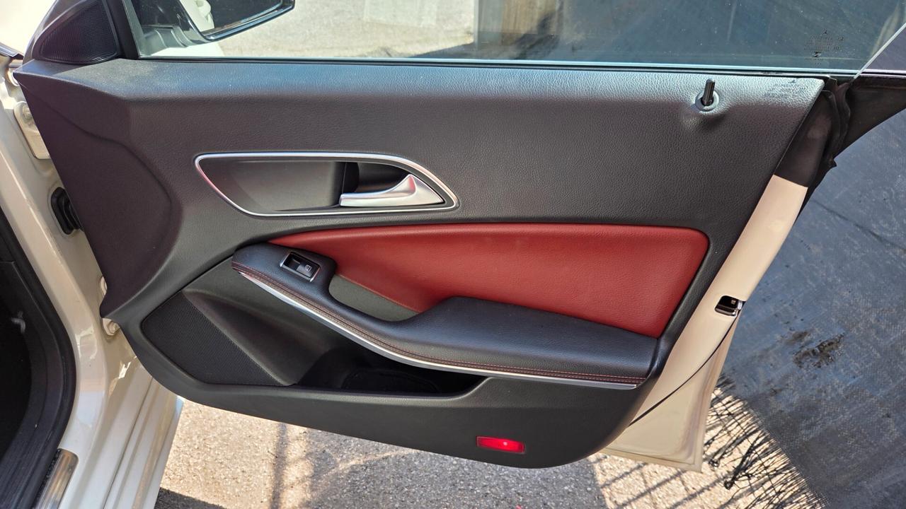 Mercedes-benz CLA 250 Automatic Premium