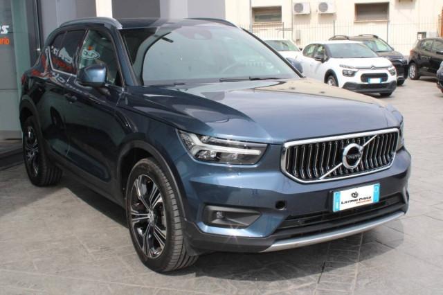 Volvo XC40 1.5 t4 phev Inscription automatica con CarPlay
