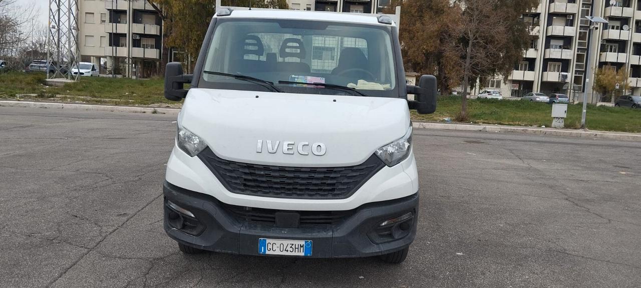 Iveco Daily 35C16H BTor 3.0 HPT PC-RG Cabinato