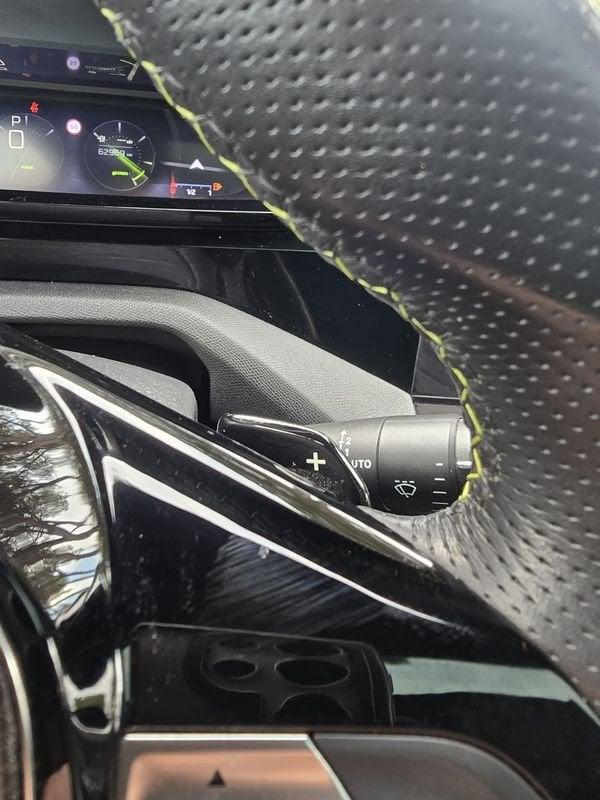 Peugeot 408 GT 130 EAT8 S&S aut.