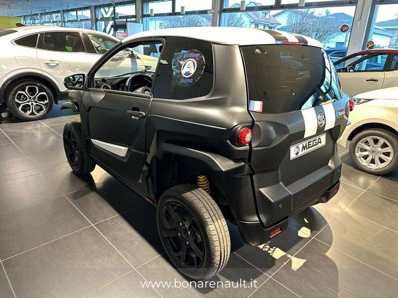 Mega e-Scouty Allestimento EVO