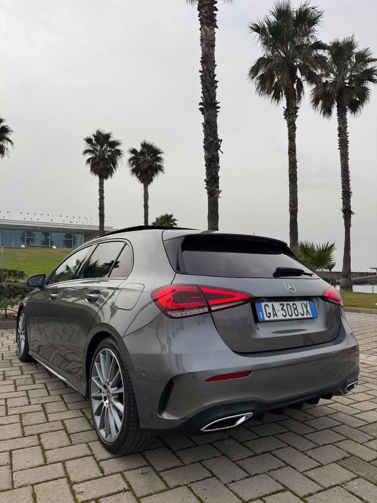Mercedes-benz A 180 d Automatic Premium allestimento amg
