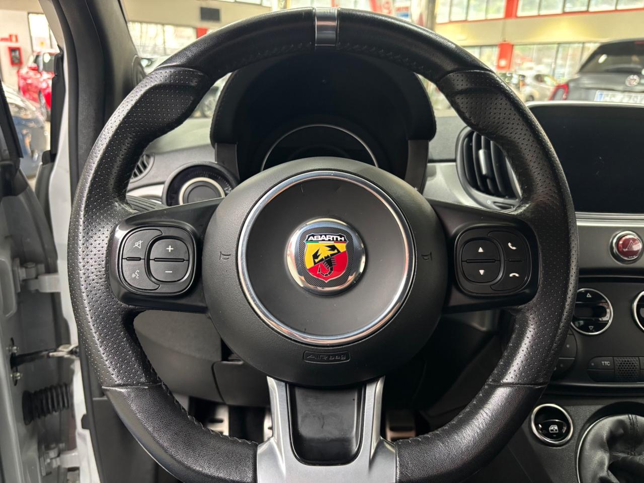 Abarth 595 1.4 Turbo T-Jet 160 CV Pista