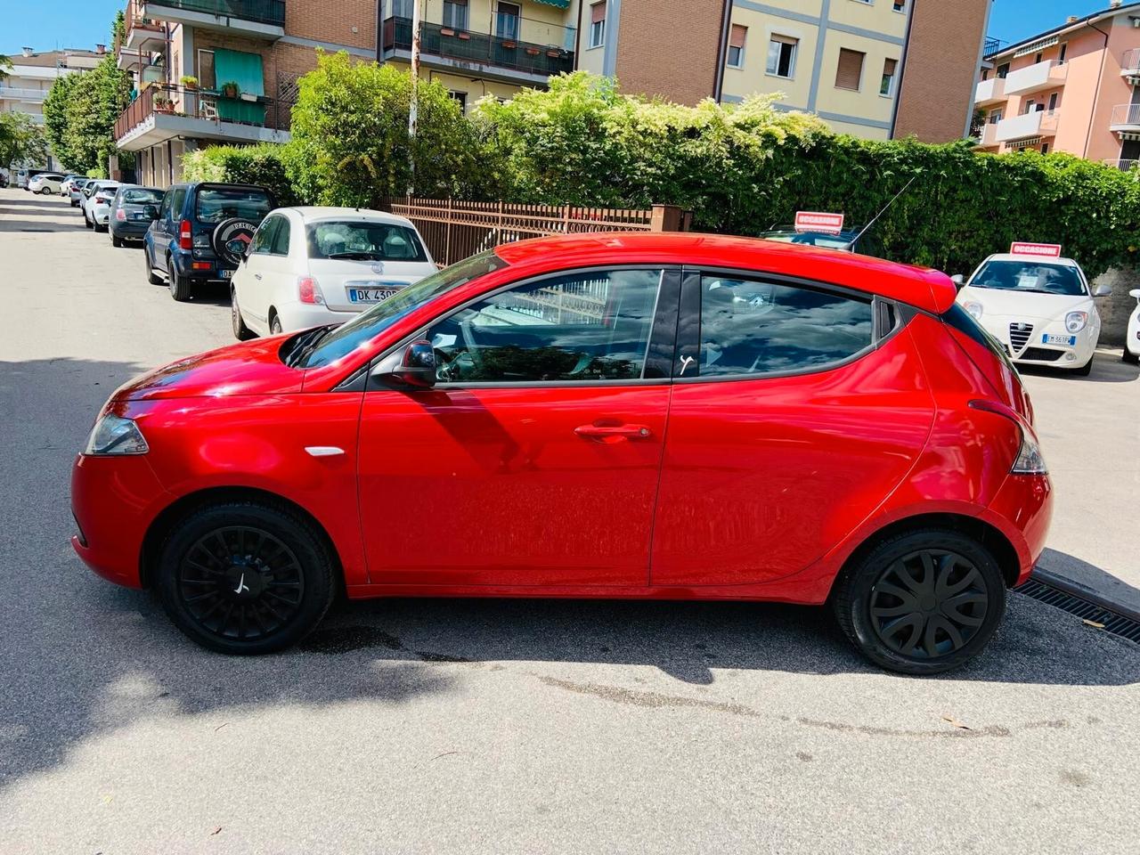 Lancia Ypsilon 1.2 69 CV 5 porte GPL Ecochic Elle